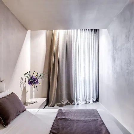 Bed and Breakfast Elysium Collection