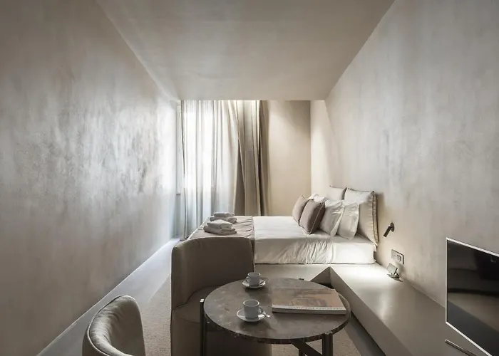 Bed & Breakfast Elysium Collection