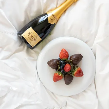 Bed & Breakfast Elysium Collection 4*